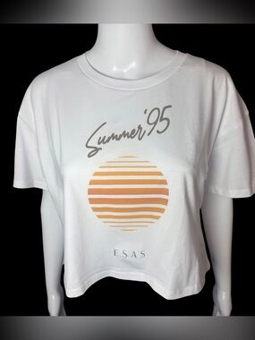 Summer ‘95 ESAS Crop Tee shirt by Ascolour ☀️🧡 Size Large